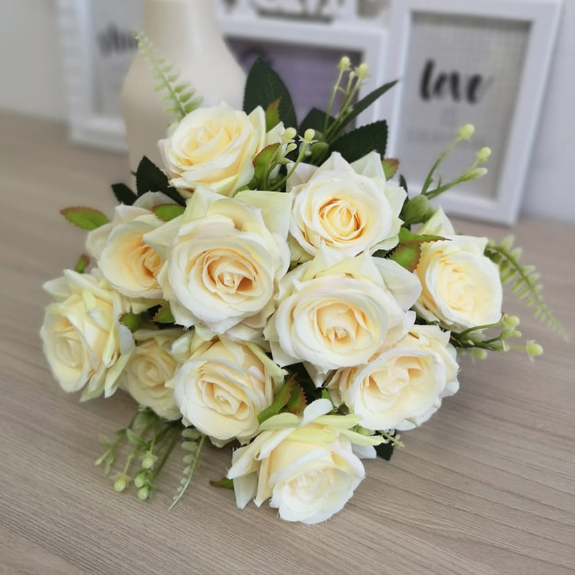 Искусственные цветы в Вологде | Цветы искусственные «Розы острые», молочно-персиковые, букет