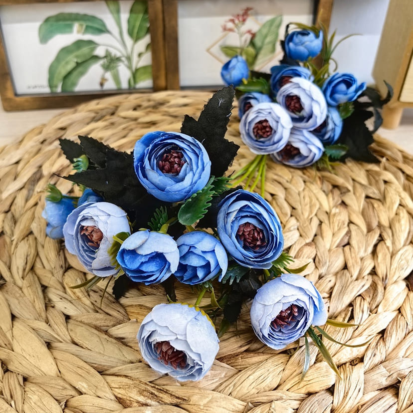 Искусственные цветы в Вологде | Цветы искусственные «Камелии», голубые, букет