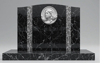 Достойный символ памяти